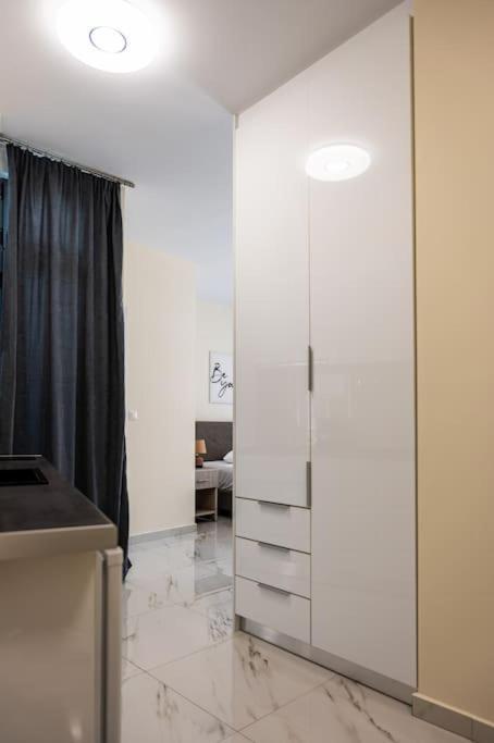 Appartement Plaka Nefeli Elegant Urban Retreat In Athens Historic Heart Extérieur photo